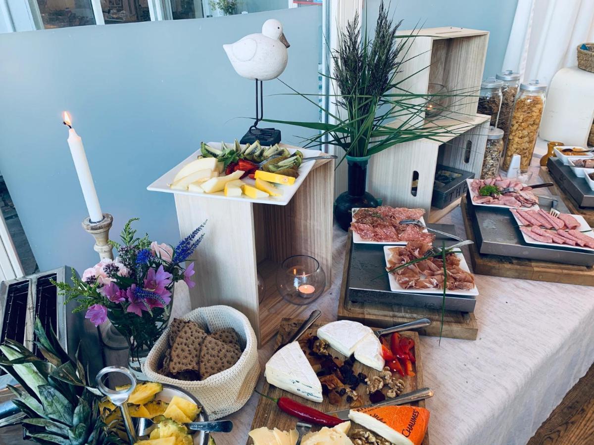 Noesundsgarden Hotell & Vandrarhem Ngoại thất bức ảnh