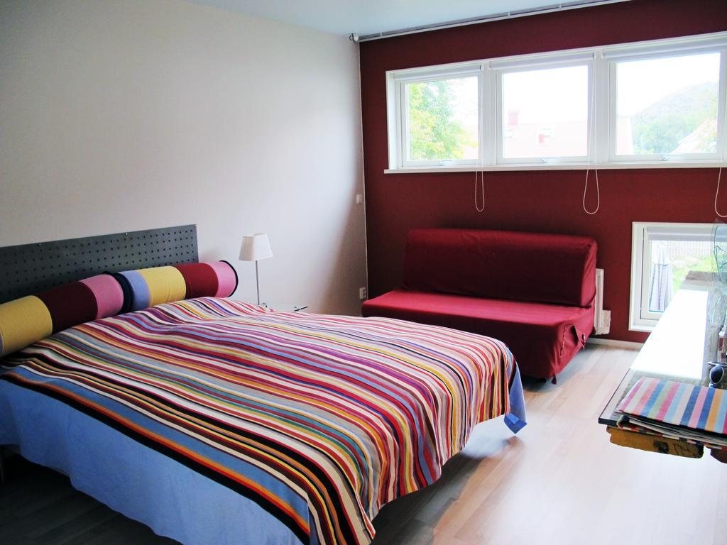 Noesundsgarden Hotell & Vandrarhem Ngoại thất bức ảnh